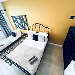 Vandrarhem Luxury Rooms, Ideal For Tourists