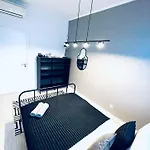 Luxury Rooms, Ideal For Tourists *