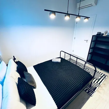 Vandrarhem Luxury Rooms, Ideal For Tourists