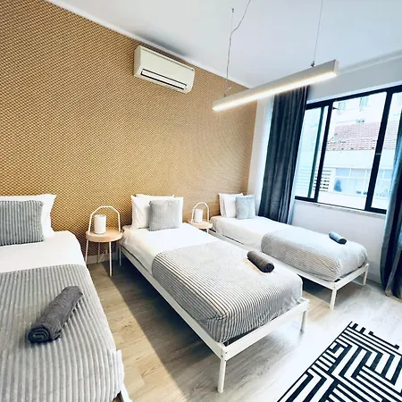Luxury Rooms, Ideal For Tourists אכסניה ליסבון