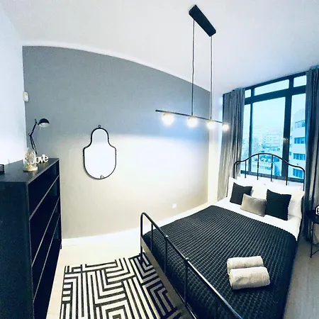 Хостел Luxury Rooms, Ideal For Tourists