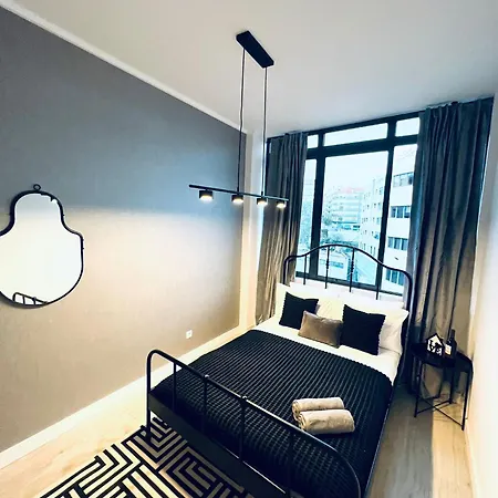 Luxury Rooms, Ideal For Tourists *