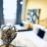 Ostello Luxury Rooms, Ideal For Tourists