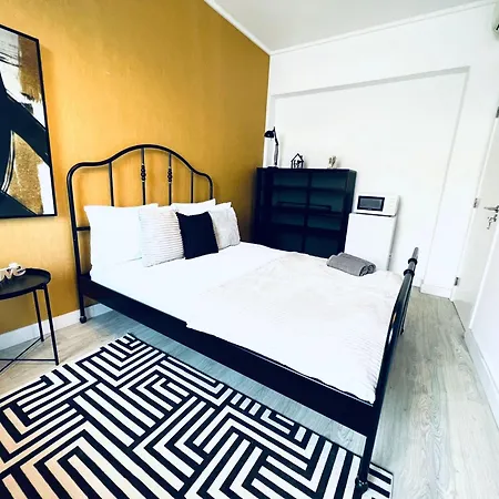 Luxury Rooms, Ideal For Tourists