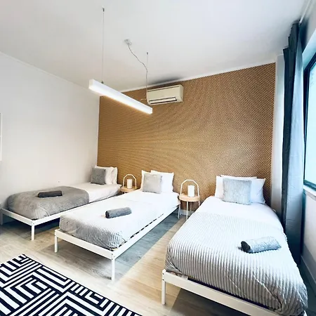 Luxury Rooms, Ideal For Tourists *